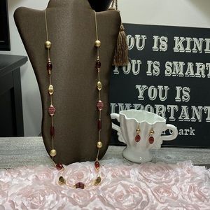NWOT Charming Charlie Necklace & Earrings Set!